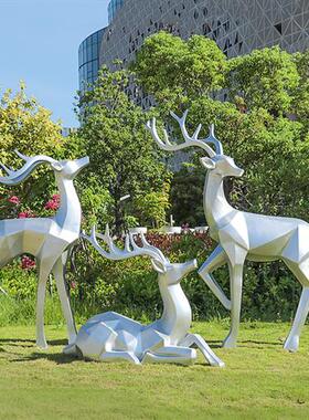 几何抽象玻璃钢梅花鹿雕塑户外园林景观小区房地产装饰落地大摆件