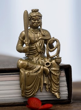 速发不动尊明王菩萨摆身佛像不动明王菩萨铜鸡雕像随件佛像黄属像