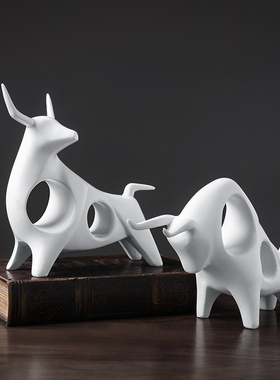 速发创意欧饰简约牛工艺品摆件家居客厅玄关酒柜式装品摆设