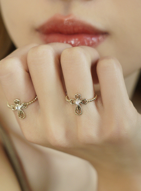 复古轻奢十字架锆石戒指小众设计