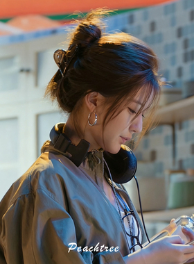 赵露思同款爱心镂空抓夹女