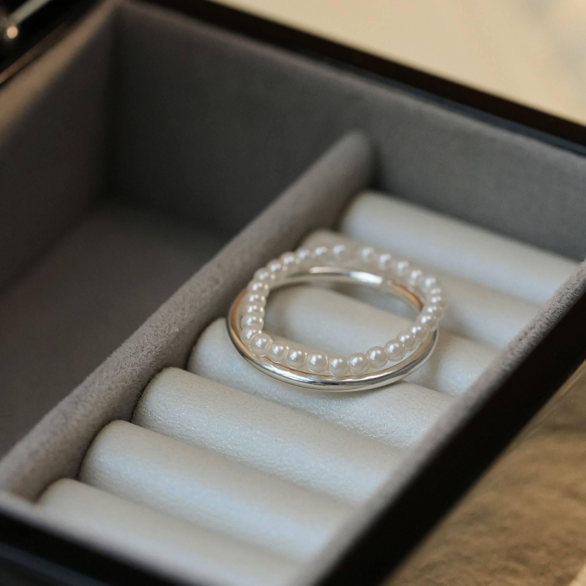 Niche plain millet beads stacked rings with elegant temperament and high-end French style rings