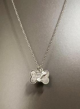 着Hollowchestcavity项链