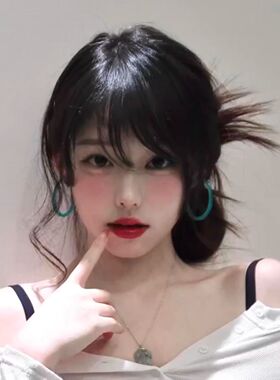 湖蓝C形大圈亚克力时尚耳饰