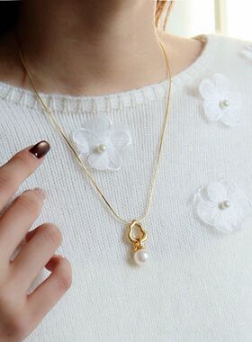 镂空葫芦大珍珠吊坠项链女轻奢金色设计时尚气质秋冬毛衣锁骨链