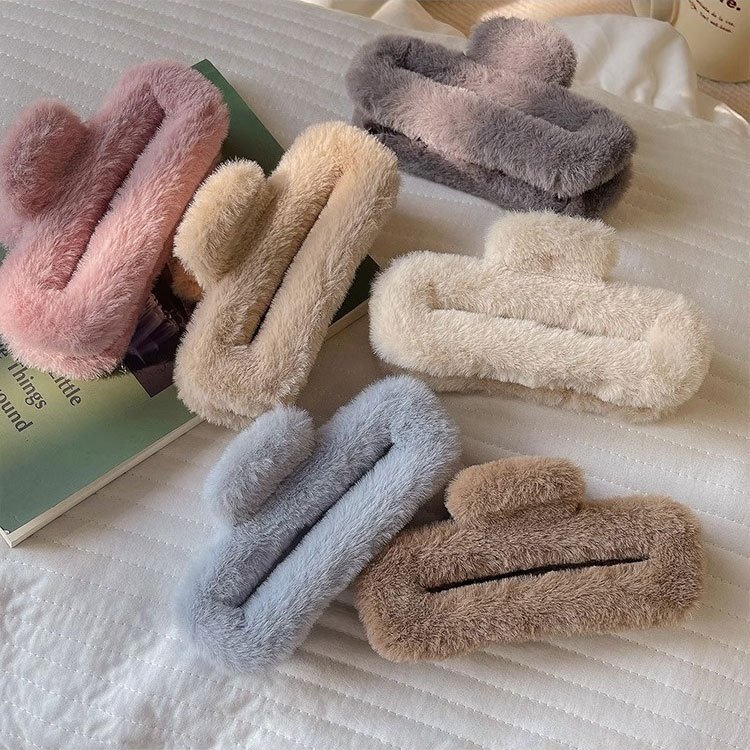 韩国美拉德毛绒盘发抓夹鲨鱼夹感后脑勺发量多超大号毛毛发夹,淘宝优惠券,粉丝福利购,淘宝优惠卷