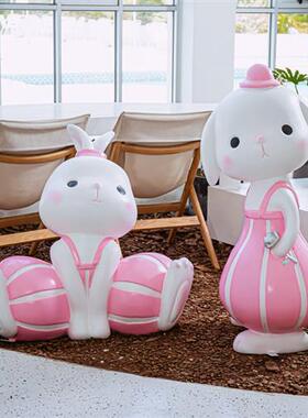 新年生肖卡通兔子玻璃钢雕塑商场庭院幼儿园可爱动物元旦吉祥摆件