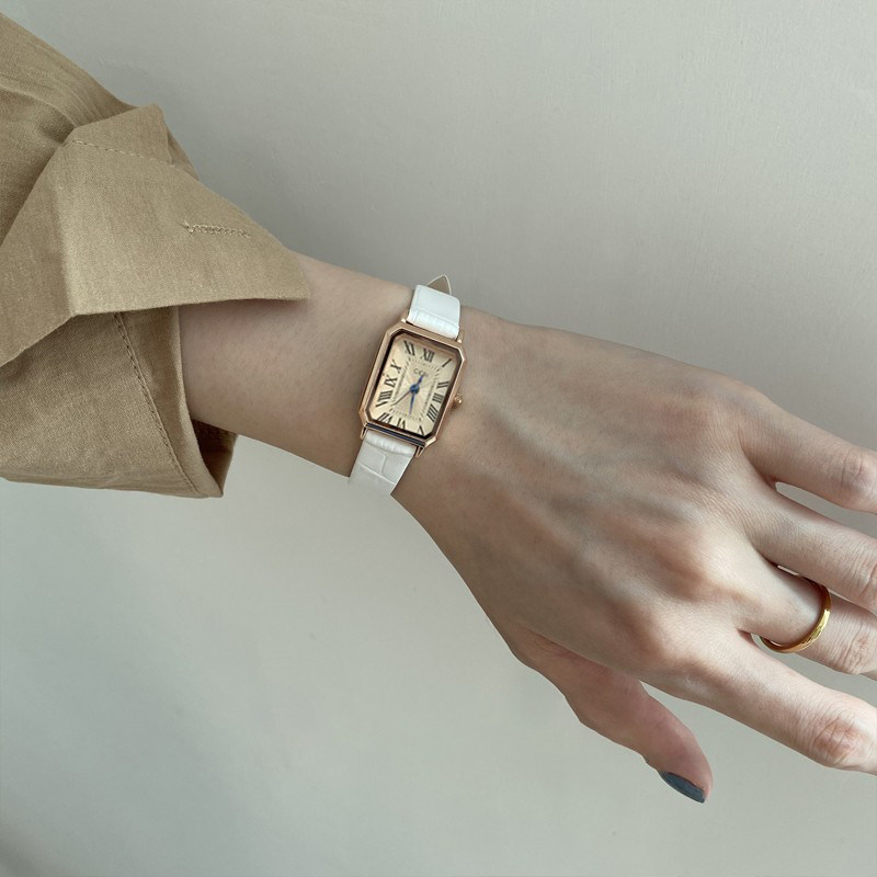 方形女款学生小众复古小巧精致手表 cojr手表国产腕表