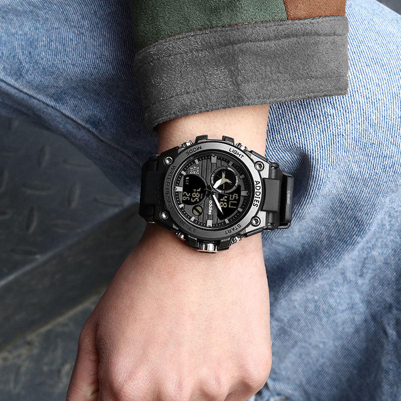 男防水黑科技运动潮流多功能电子表 卡贝伦国产腕表