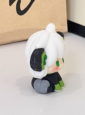 罗小黑战记2周边摆件萌粒手办可爱家居桌面装饰品车载公仔玩具礼