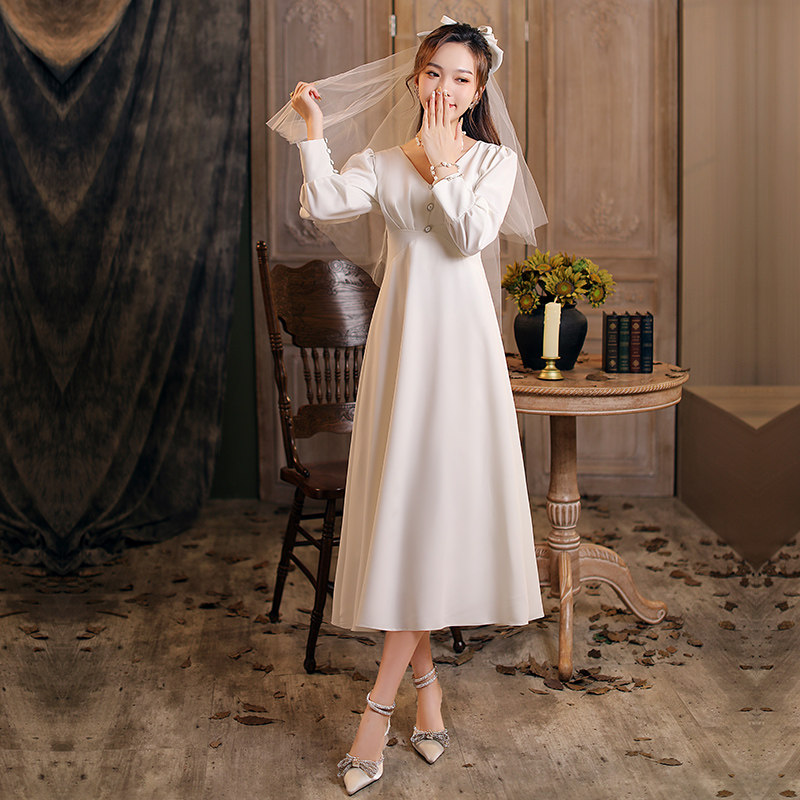 领证小白长袖登记2021新款轻连衣裙 美蓓可连衣裙