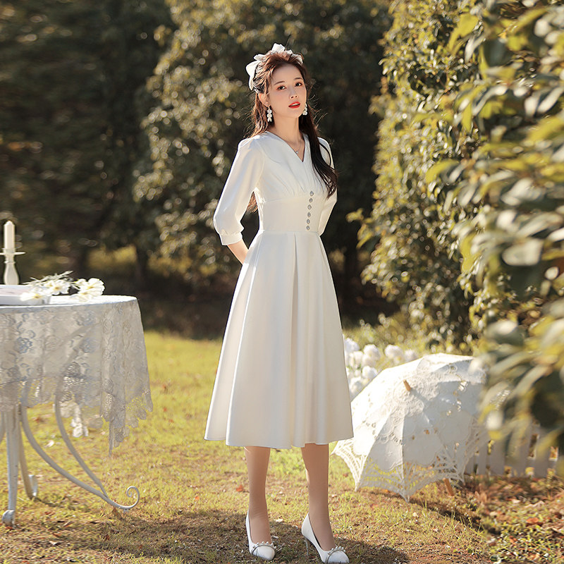 领证小白秋冬法式冬日常登记连衣裙 美蓓可连衣裙