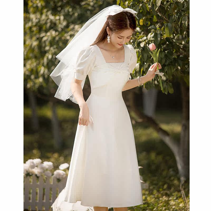 领证小白登记缎面法式女连衣裙 美蓓可连衣裙