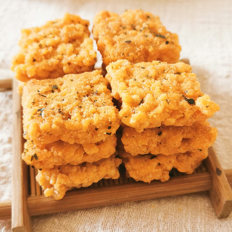 咸蛋黄网红脆蟹黄味海苔肉松锅巴 趣鹊膨化食品