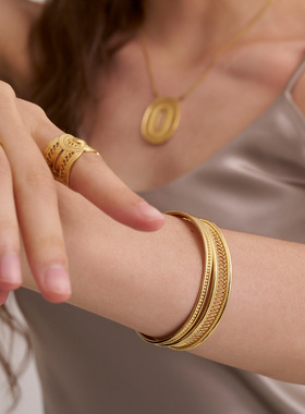 satellite个性简约大方女手镯