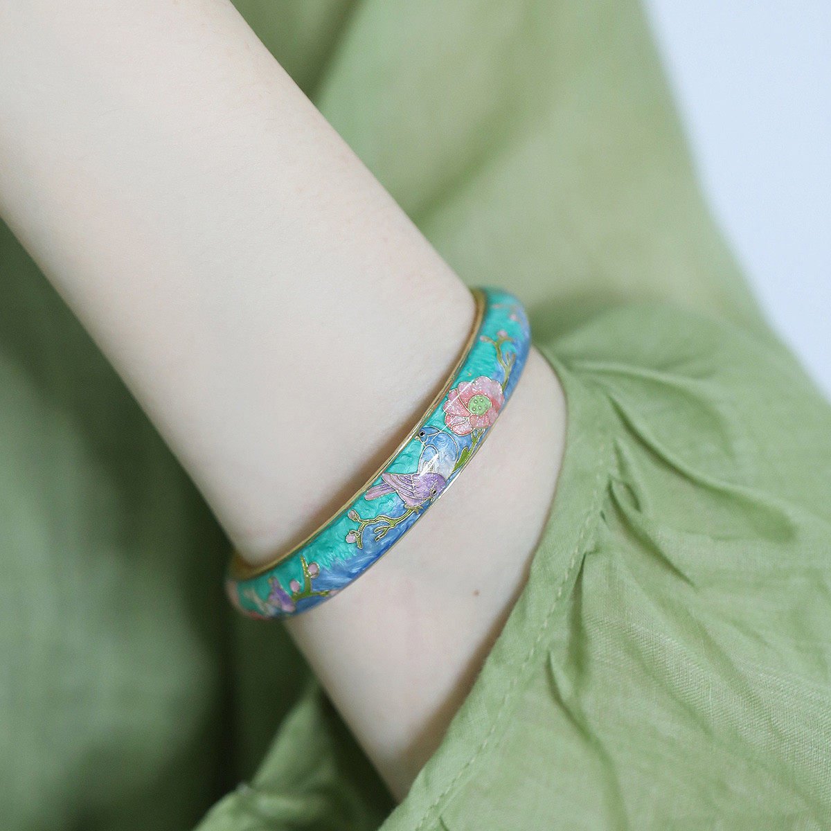 足银999景泰蓝珐琅小鸟花朵闭口手镯女国风新中式小众设计镯子,淘宝优惠券,粉丝福利购,淘宝优惠卷