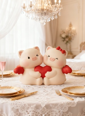 可爱小猪情侣摆件陶瓷装饰品