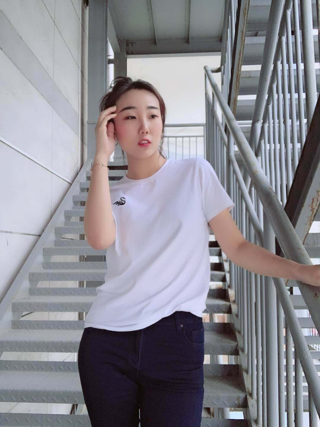 阿玛施旗舰店官网专柜正品2020 t恤 范芙熙T恤