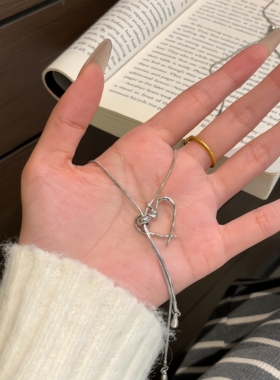 爱心抽拉毛衣链女生2025新款