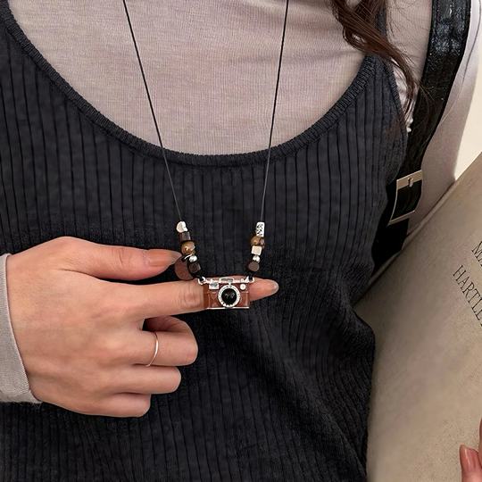 Creative camera pendant sweater chain autumn and winter women's clavicle chain
