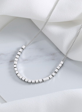 奥特莱斯撤柜清仓捡漏18K金小方块项链碎银几两锁骨链转运珠颈链