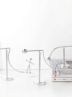 平衡球摇摆人滑翔运动不倒桌面摆件学生同学毕业节日老师礼物