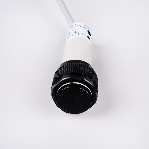 光电开关CDR-10X CDR-30X CDR-60X传感器货车修理施田补户外烧 - 图1