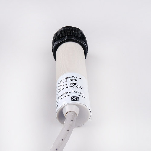 光电开关CDR-10X CDR-30X CDR-60X传感器货车修理施田补户外烧 - 图2