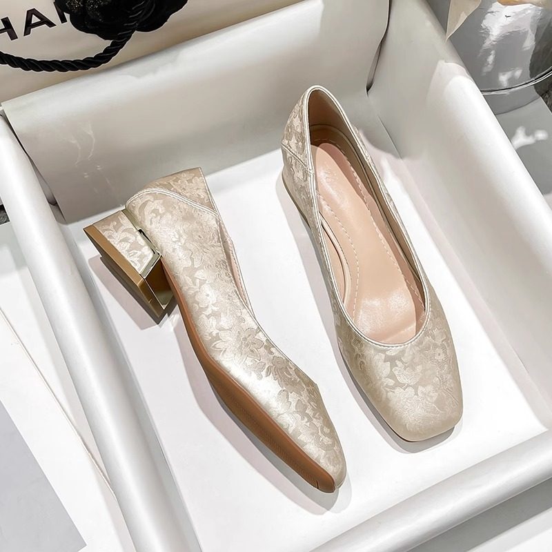 新中式国风复古单鞋女伴娘中跟方头法式旗袍鞋气质粗跟豆豆鞋,淘宝优惠券,粉丝福利购,淘宝优惠卷