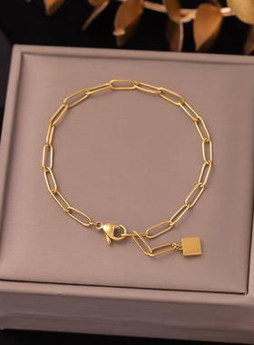 新款时尚通勤钛钢手链女轻奢手饰韩国不掉色情侣手环春季女式爆款