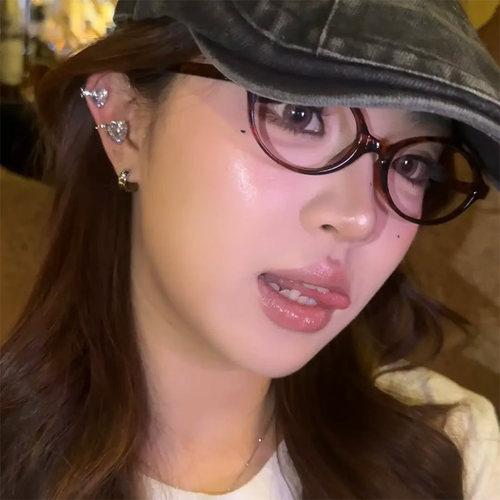 闪闪镶钻爱心耳骨夹女2026新款爆款简约耳环无耳洞高级感耳夹耳饰 - 图1