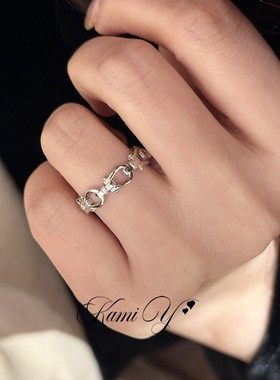 极简银色马蹄扣表带戒指水滴单钻