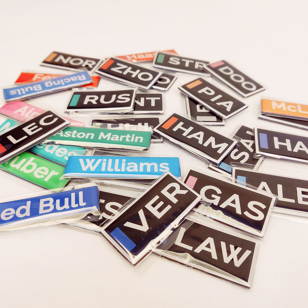 【冰箱贴】2025赛季F1车手及车队标签元素 滴胶冰箱贴 周冠宇乐扣,淘宝优惠券,粉丝福利购,淘宝优惠卷