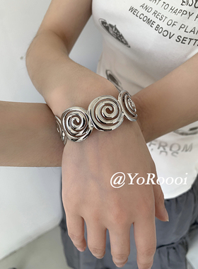 简约小众设计感开口钛钢手镯