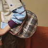Fashionable and trendy crescent bags, shoulder bags, shoulder bags