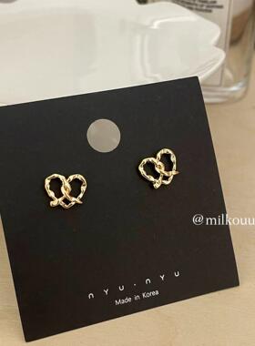 nyunyu甜美金属爱心形耳钉耳环