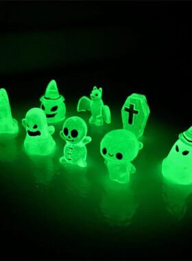 8pcs Luminous Action Figures Glow in Dark Mini Coffin Pumpki