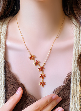 古里雅枫叶长款吊坠项链高级感