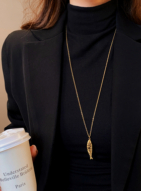 古里雅金色咸鱼翻身项链高级感