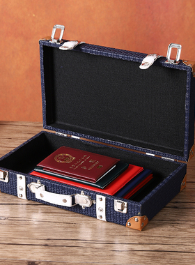 创意多色手提箱礼盒复古皮箱摆件