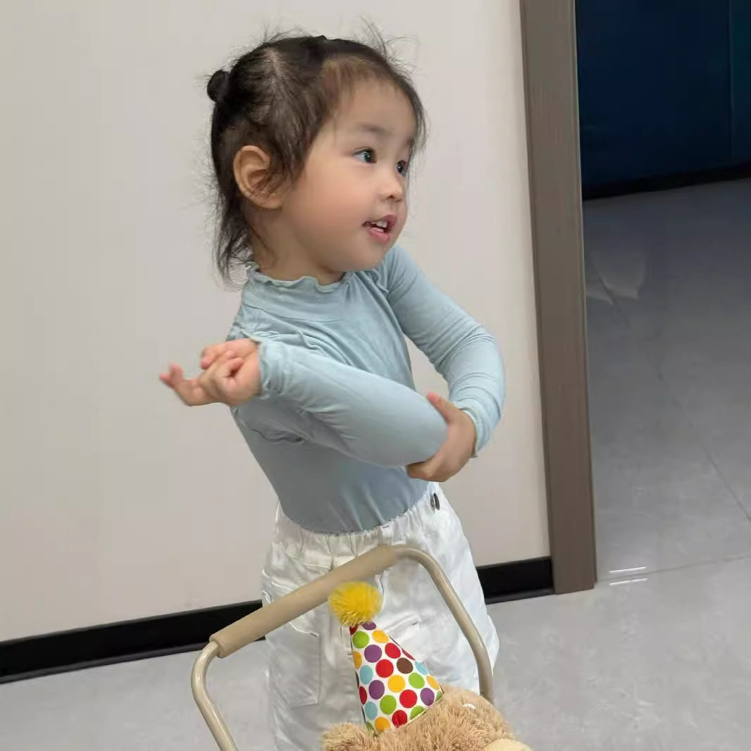 25春秋amber同款猫肚皮女童打底衫韩系女宝女孩柔软弹力卷边T恤,淘宝优惠券,粉丝福利购,淘宝优惠卷