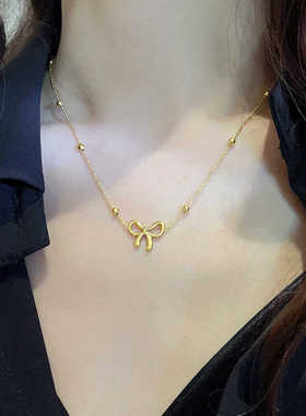 蝴蝶结转运珠项链女款轻奢小众锁骨链18k金高级感颈链钛钢不掉色