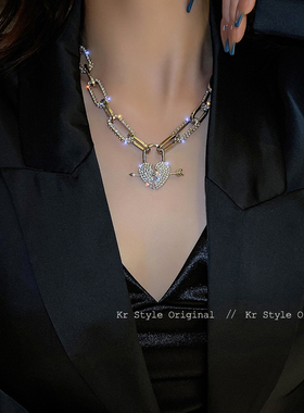 一箭穿心项链2025年新款女脖颈链冷淡风高级感轻奢小众锁骨链配饰