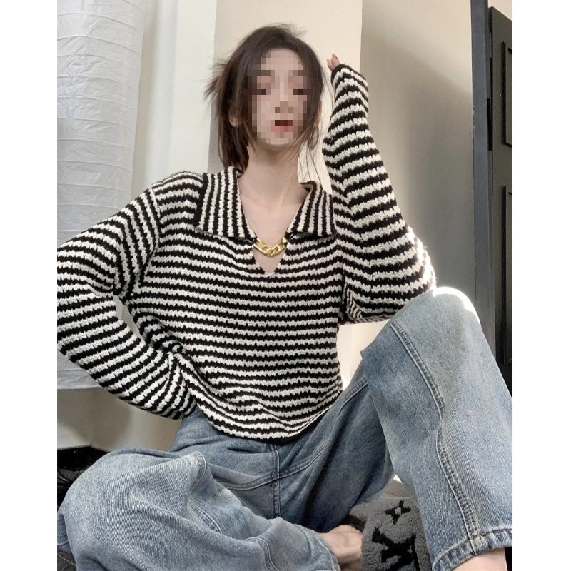 2025秋法式赫本风娃娃领毛衣女链条设计感宽松慵懒风条纹针织上衣,淘宝优惠券,粉丝福利购,淘宝优惠卷