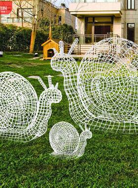 户外不锈钢镂空长颈鹿松鼠熊牛羊蜗牛天鹅叶子发光动物雕塑大摆件