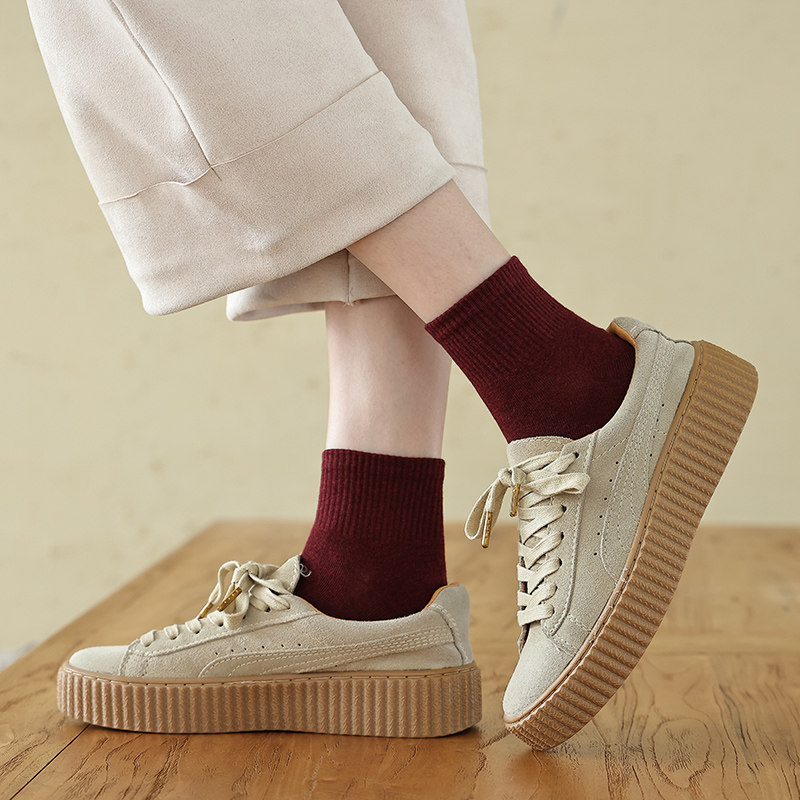 纯棉春秋中短筒黑色简约纯色中筒袜 俏棒妮短袜/打底袜/丝袜/美腿袜