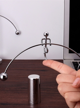 平衡小铁人牛顿摆球办公桌装饰永动机不停创意摆件物理磁悬浮玩具