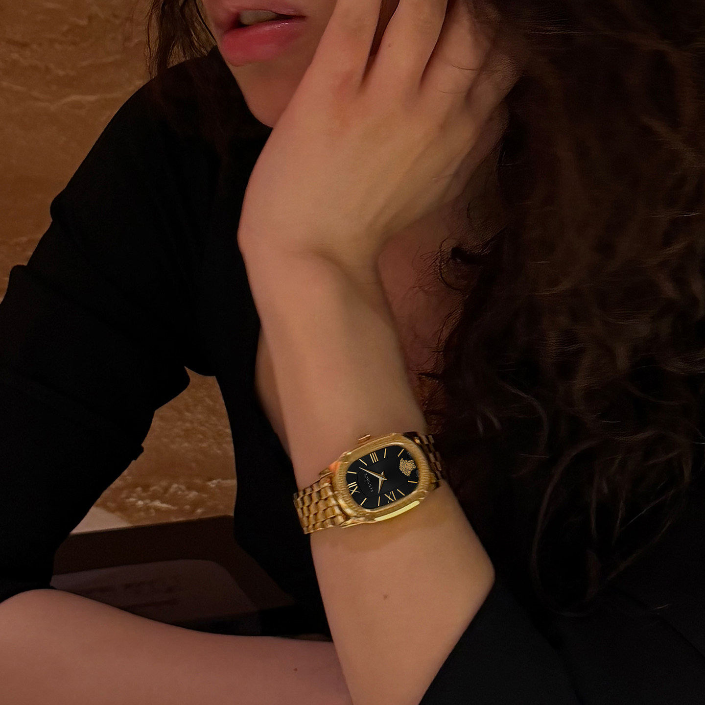 【七夕礼物】 VERSACE范思哲手表女士石英表复古小方表轻奢女表