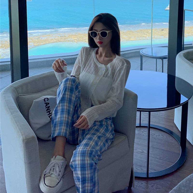 2020年新款夏薄款镂空防晒+阔腿裤 曼范玫时尚套装