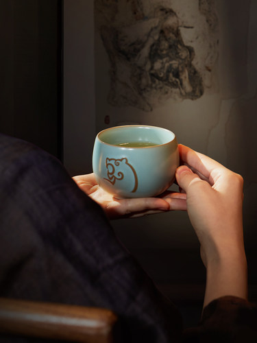 东道汝窑虎年生肖系列功夫茶具品茗主人杯可养汝瓷虎虎生威杯天青 - 图1